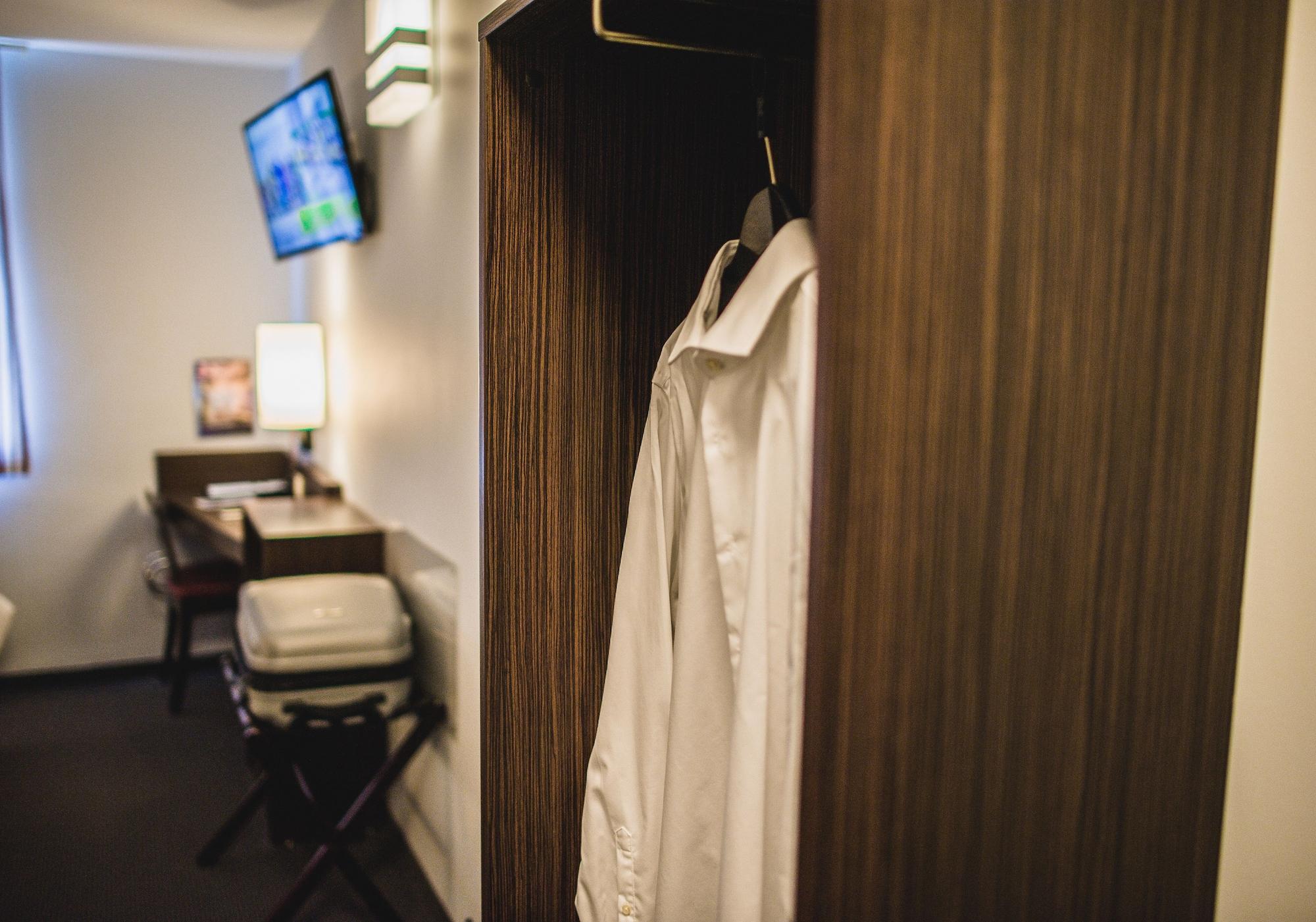 Hotel Dc Hotel&restaurant Airport 3*